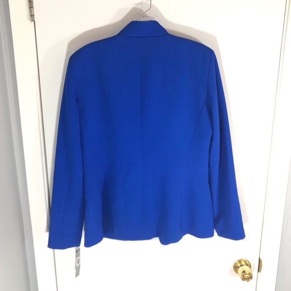Tahari by Arthur S. Levine Royal Blazer Jacket - Picture 3 of 5
